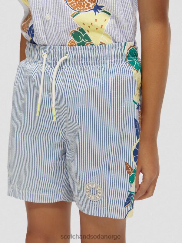 barn badeshorts med middels trykk med nålestriper seersucker stripe N40XD813 klær Scotch & Soda