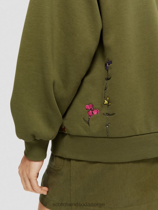kvinner oversized hettegenser med blomsterkunst militærgrønn N40XD219 klær Scotch & Soda
