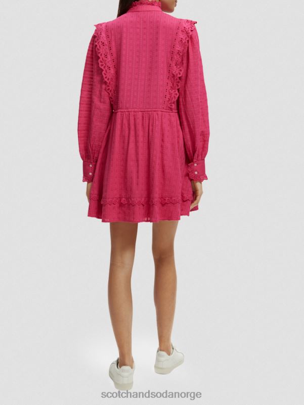 kvinner broderie anglaise mini kjole i økologisk bomull fuchsia N40XD10 klær Scotch & Soda