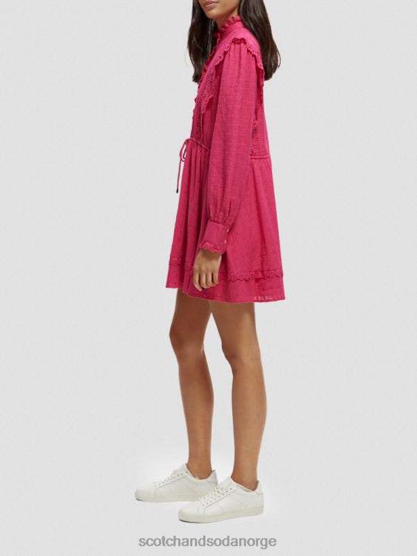 kvinner broderie anglaise mini kjole i økologisk bomull fuchsia N40XD10 klær Scotch & Soda