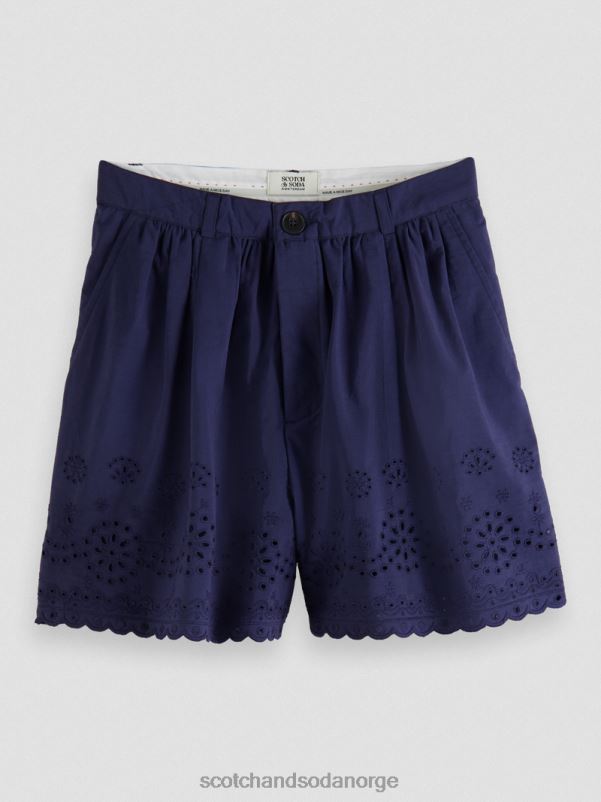 kvinner broderie anglaise shorts i økologisk bomull marinen N40XD241 klær Scotch & Soda