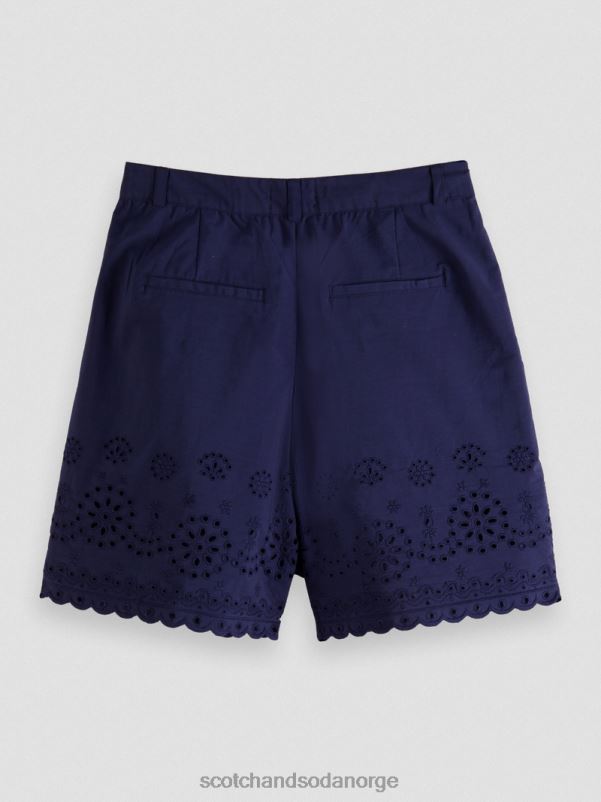 kvinner broderie anglaise shorts i økologisk bomull marinen N40XD241 klær Scotch & Soda
