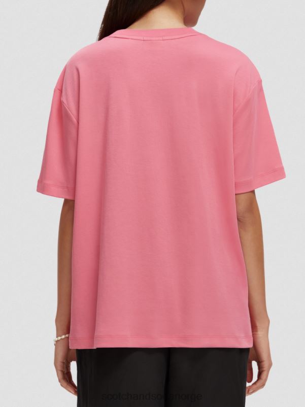kvinner t-skjorte med kunstverk i løs passform rosa punch N40XD94 klær Scotch & Soda