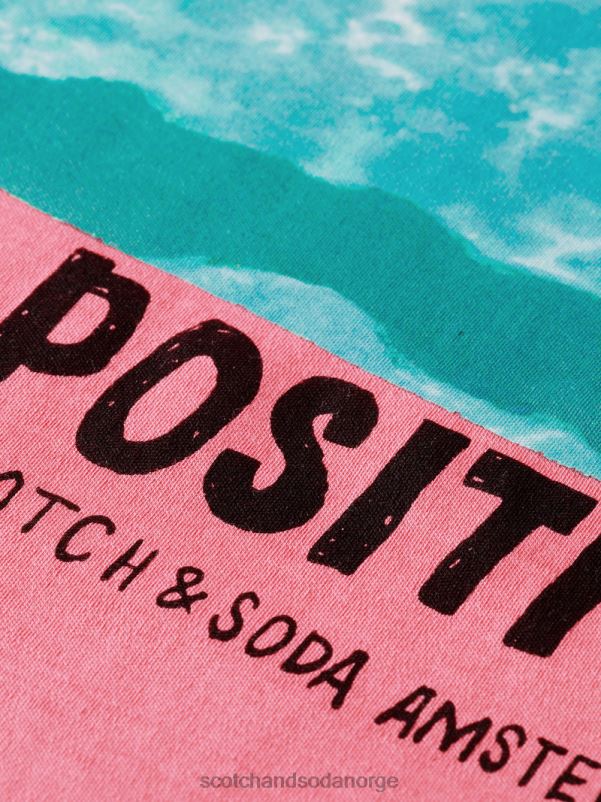 kvinner t-skjorte med kunstverk i løs passform rosa punch N40XD94 klær Scotch & Soda