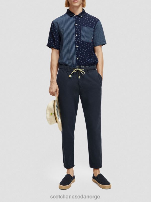 menn den vanlige, tapered-fit plaggfargede joggeren marinen N40XD491 klær Scotch & Soda