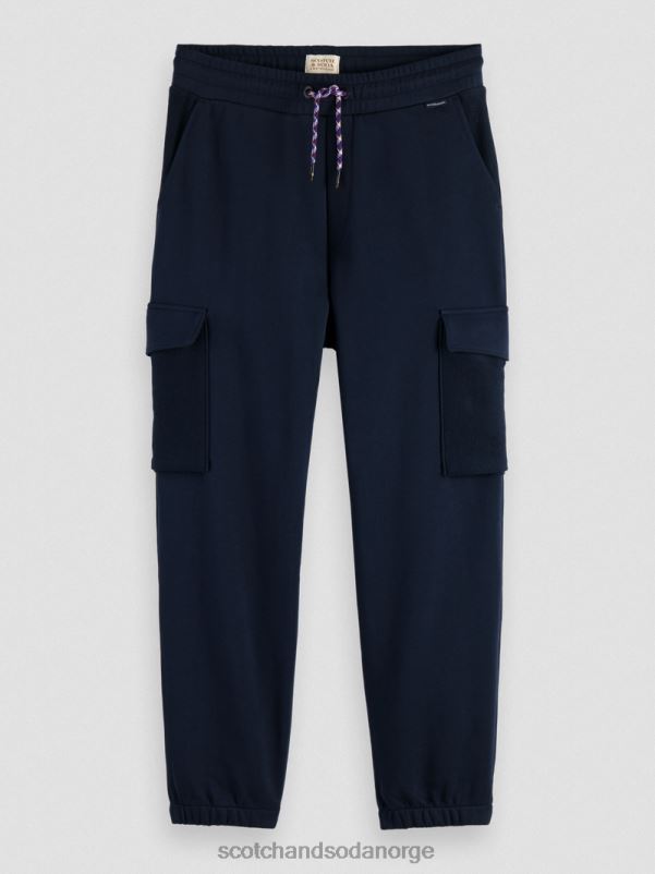 menn jogger i økologisk bomull med cargolommer natt N40XD493 klær Scotch & Soda