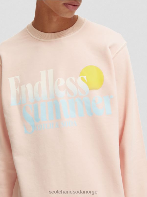 menn regulær passform plaggfarget grafisk genser med rund hals rose N40XD541 klær Scotch & Soda