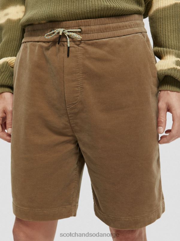 menn avslappet passform shorts i organisk bomull i kordfløyel kaki N40XD594 klær Scotch & Soda