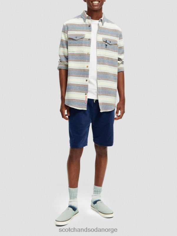 menn avslappet passform shorts i organisk bomull i kordfløyel marine N40XD596 klær Scotch & Soda