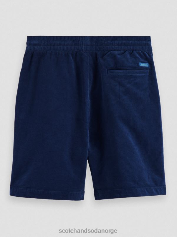 menn avslappet passform shorts i organisk bomull i kordfløyel marine N40XD596 klær Scotch & Soda