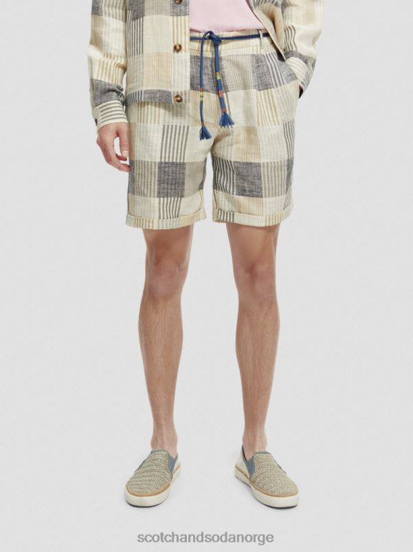 menn den twill, avslappede passformen plisserte rutete shorts blå sjekk N40XD609 klær Scotch & Soda