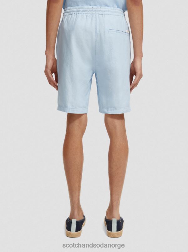 menn favorittbermudashortsene i lin himmel N40XD603 klær Scotch & Soda