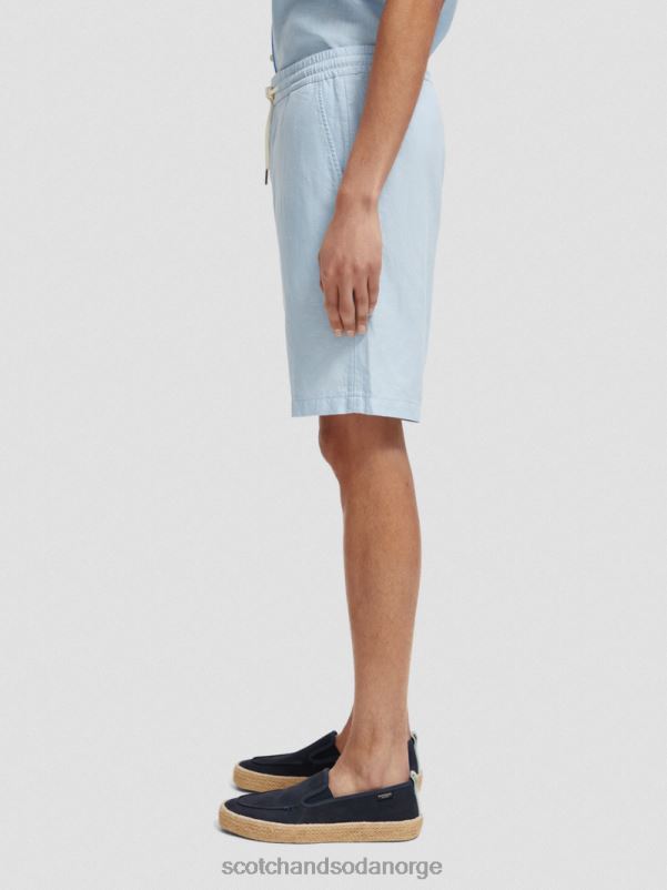 menn favorittbermudashortsene i lin himmel N40XD603 klær Scotch & Soda