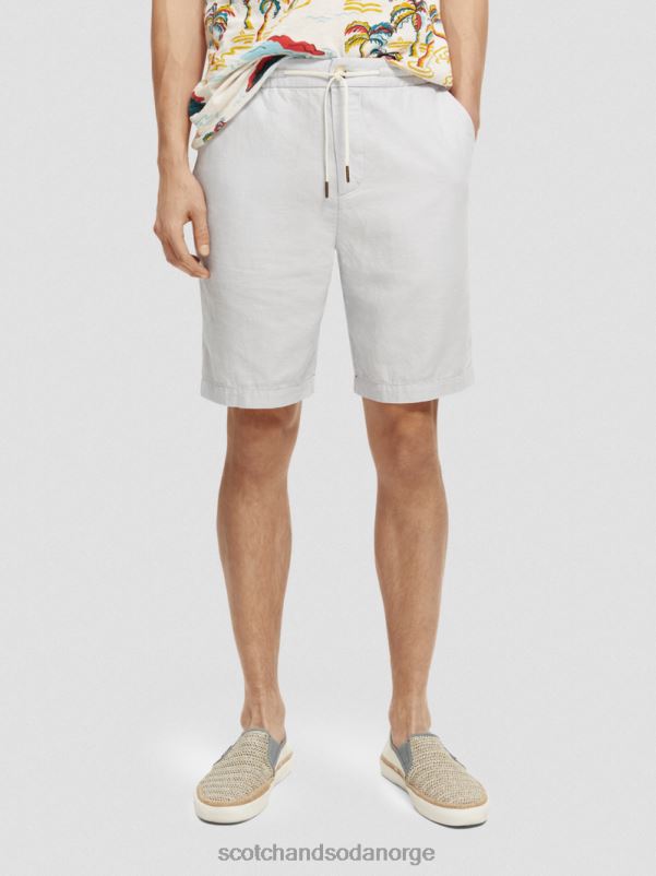 menn favorittbermudashortsene i lin lysegrå N40XD599 klær Scotch & Soda