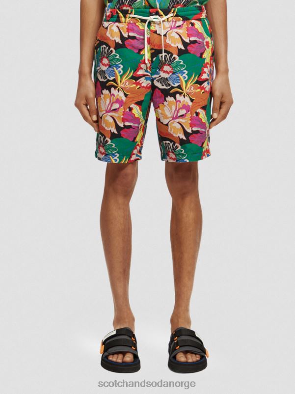 menn favorittbermudashortsene i lin svart floral aop N40XD611 klær Scotch & Soda