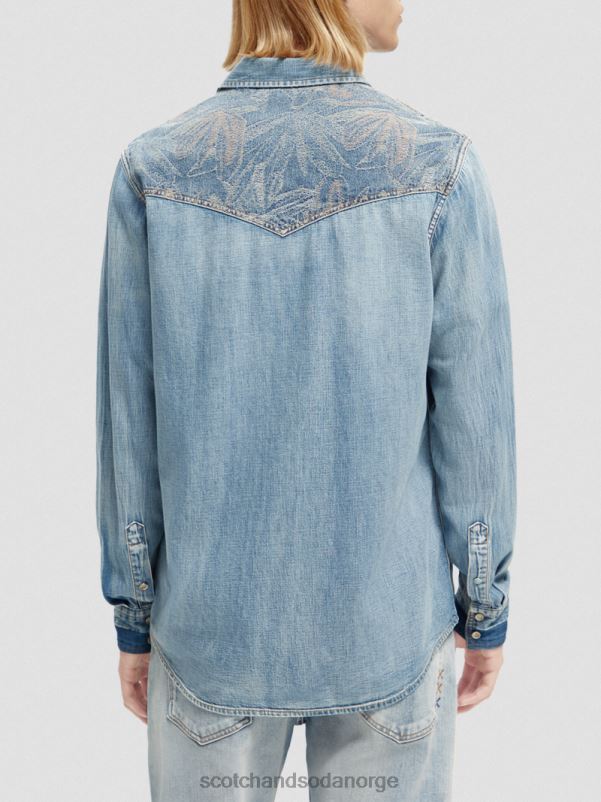 menn regular fit reparert westernskjorte i dongeri vasket indigo N40XD303 klær Scotch & Soda