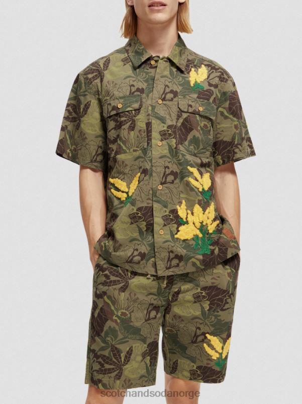 menn twillskjorte med brodert trykk camo floral aop N40XD328 klær Scotch & Soda