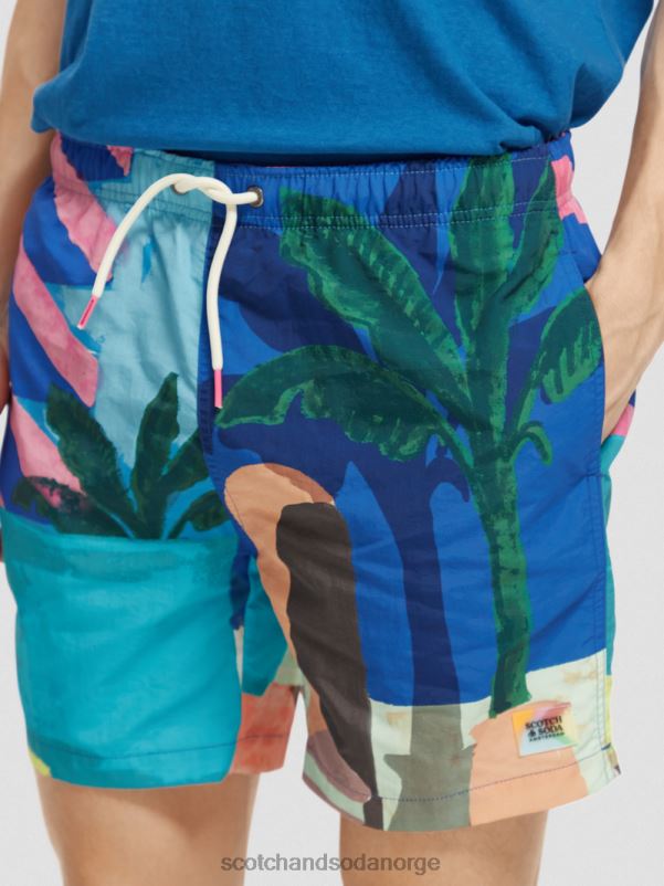 menn badeshorts med trykt middels lengde aop scene N40XD691 klær Scotch & Soda