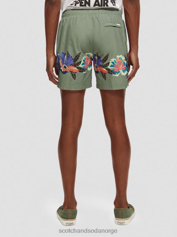 menn badeshorts med trykt middels lengde grønt trykk N40XD693 klær Scotch & Soda