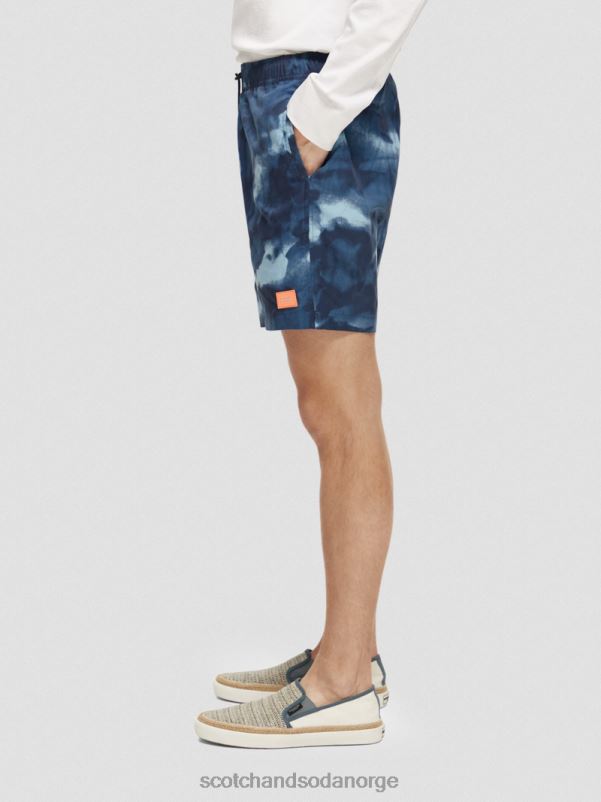menn trykte tie-dye mellomlange badeshorts navy slipsfarge N40XD689 klær Scotch & Soda