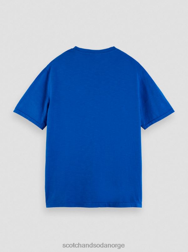 menn T-skjorte for kunstverk i økologisk jersey iris blå N40XD366 klær Scotch & Soda