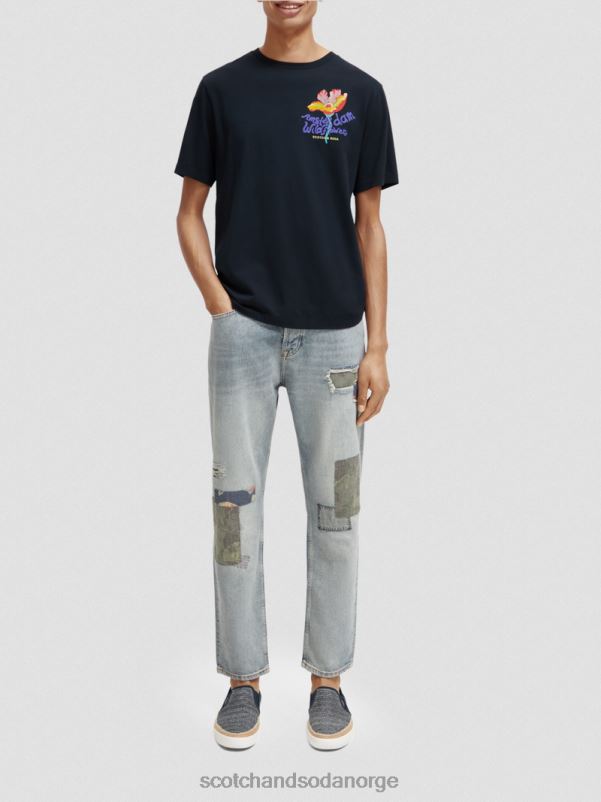 menn artwork t-skjorte med rund hals svart N40XD380 klær Scotch & Soda