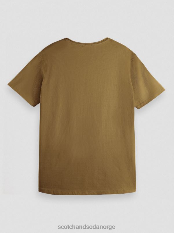 menn avslappet passform t-skjorte i økologisk bomull med rå kant kaki N40XD452 klær Scotch & Soda