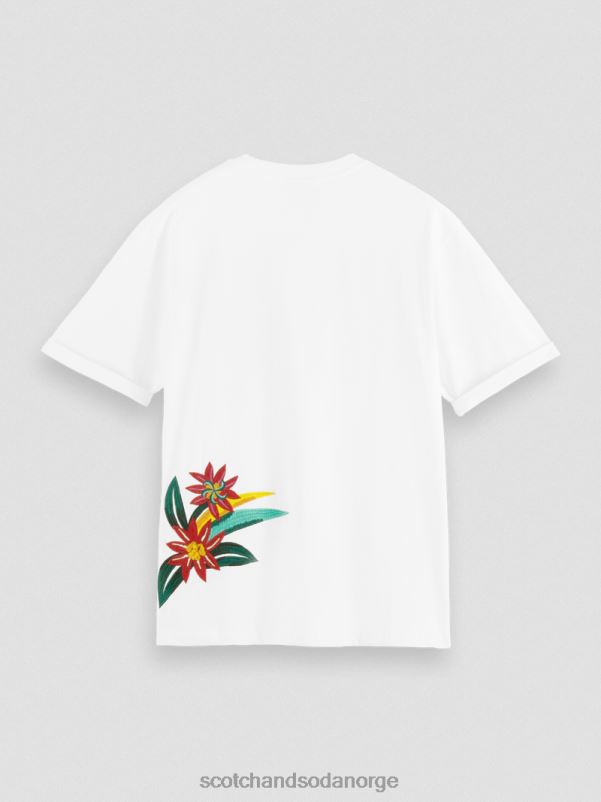 menn økologisk t-skjorte med blomsterbrodert avslappet passform hvit N40XD353 klær Scotch & Soda