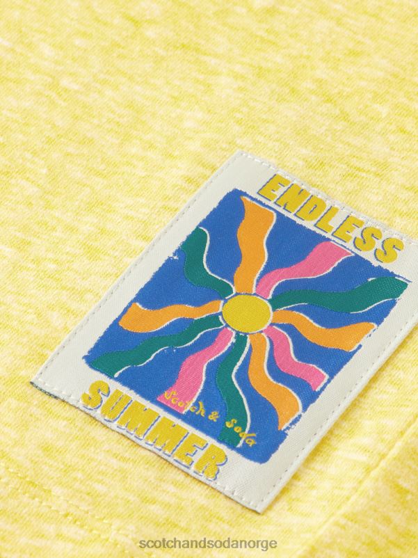 menn melange patch t-skjorte solskinn melange N40XD370 klær Scotch & Soda