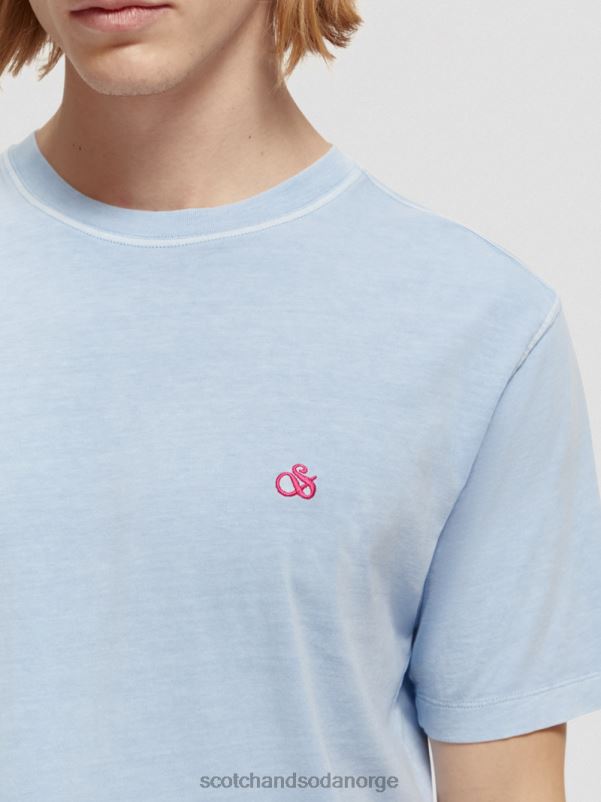 menn plaggfarget t-skjorte med normal passform havblått N40XD432 klær Scotch & Soda